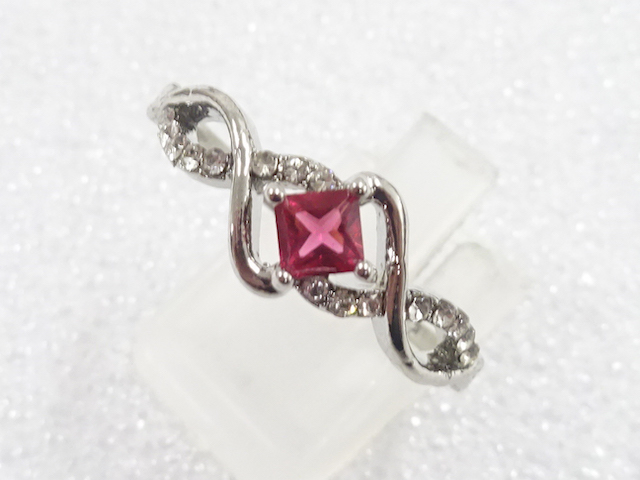 JAPANESE KIMONO / ANTIQUE COLORED STONE RING (SIZE 23.5)